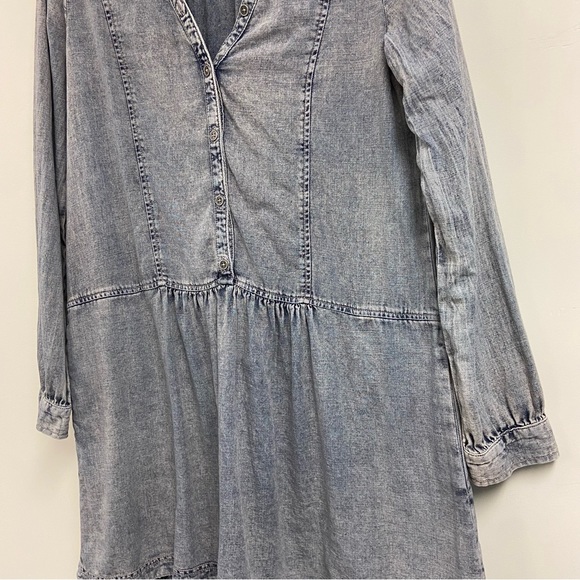 Anthropologie Pilcro Lorelei Tunic Dress Washed Denim Chambray Size 6 - Picture 5 of 11